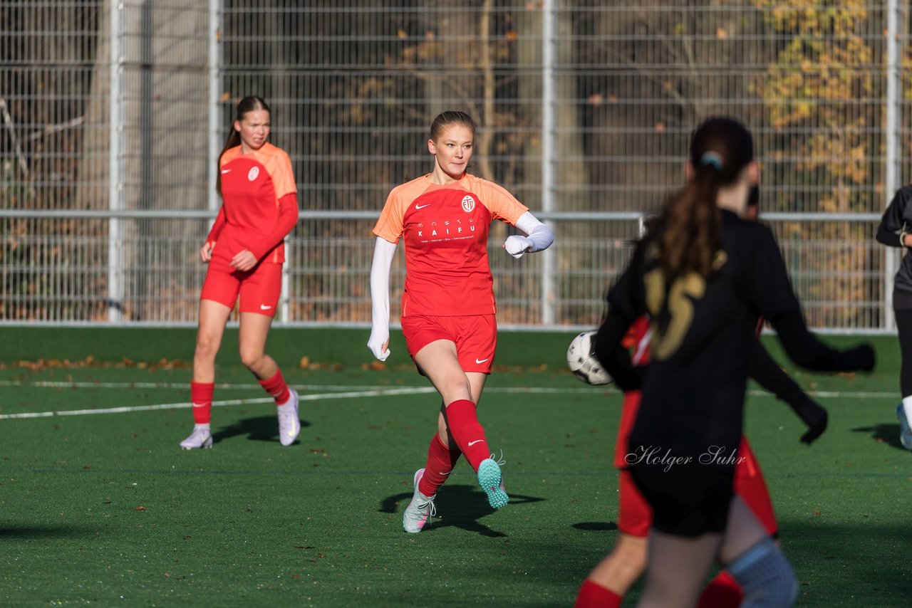 Bild 68 - wBJ VfL Pinneberg2 - Eimsbuttler TV 3 : Ergebnis: 5:0